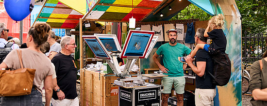 Flâneur – Das Stadtraum Festival Basel | Adieu & dangge